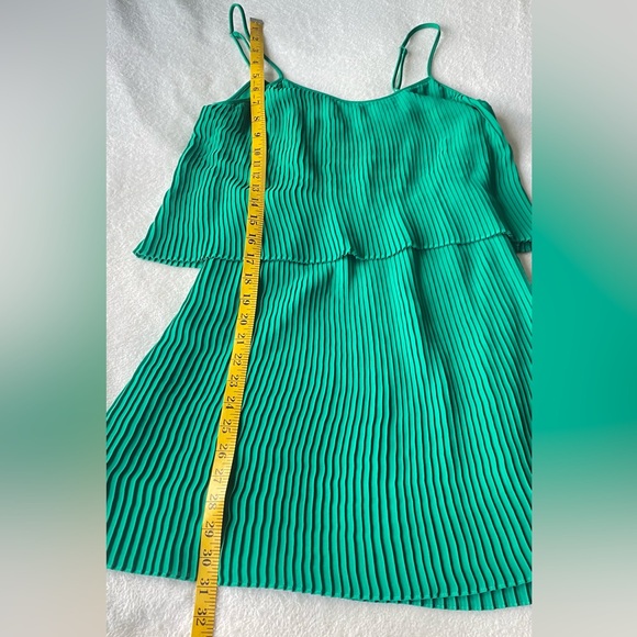 Parker Emerald Green Pleated Layered Mini Dress size XS - Picture 13 of 16